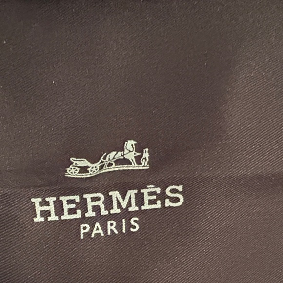 Hermès Black Silk Scarf - Picture 2 of 5
